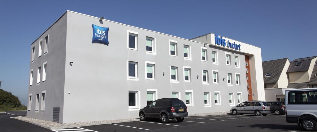 Hotel Ibis Budget Cherbourg - La Glacerie Zewnętrze zdjęcie